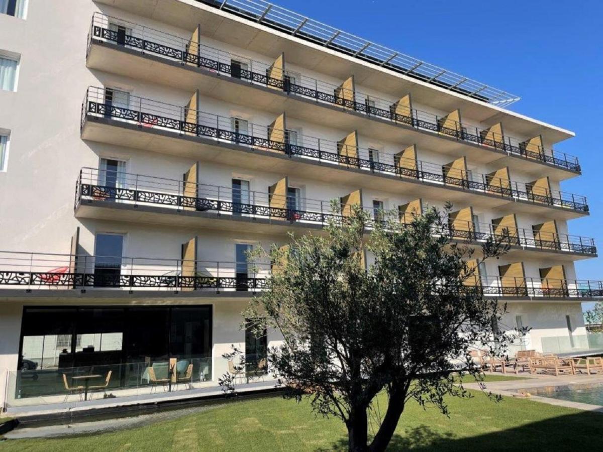 Golden Tulip Hotel & Rooftop Martigues Provence Extérieur photo