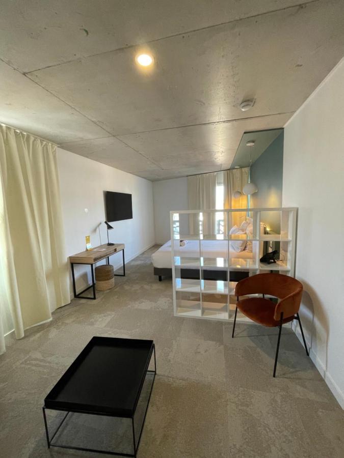 Golden Tulip Hotel & Rooftop Martigues Provence Extérieur photo