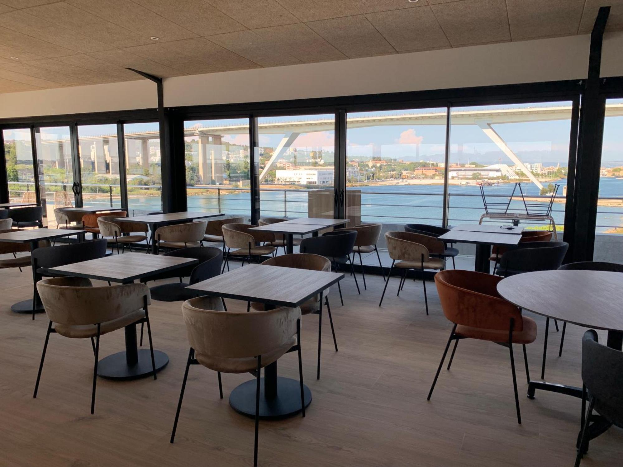 Golden Tulip Hotel & Rooftop Martigues Provence Extérieur photo