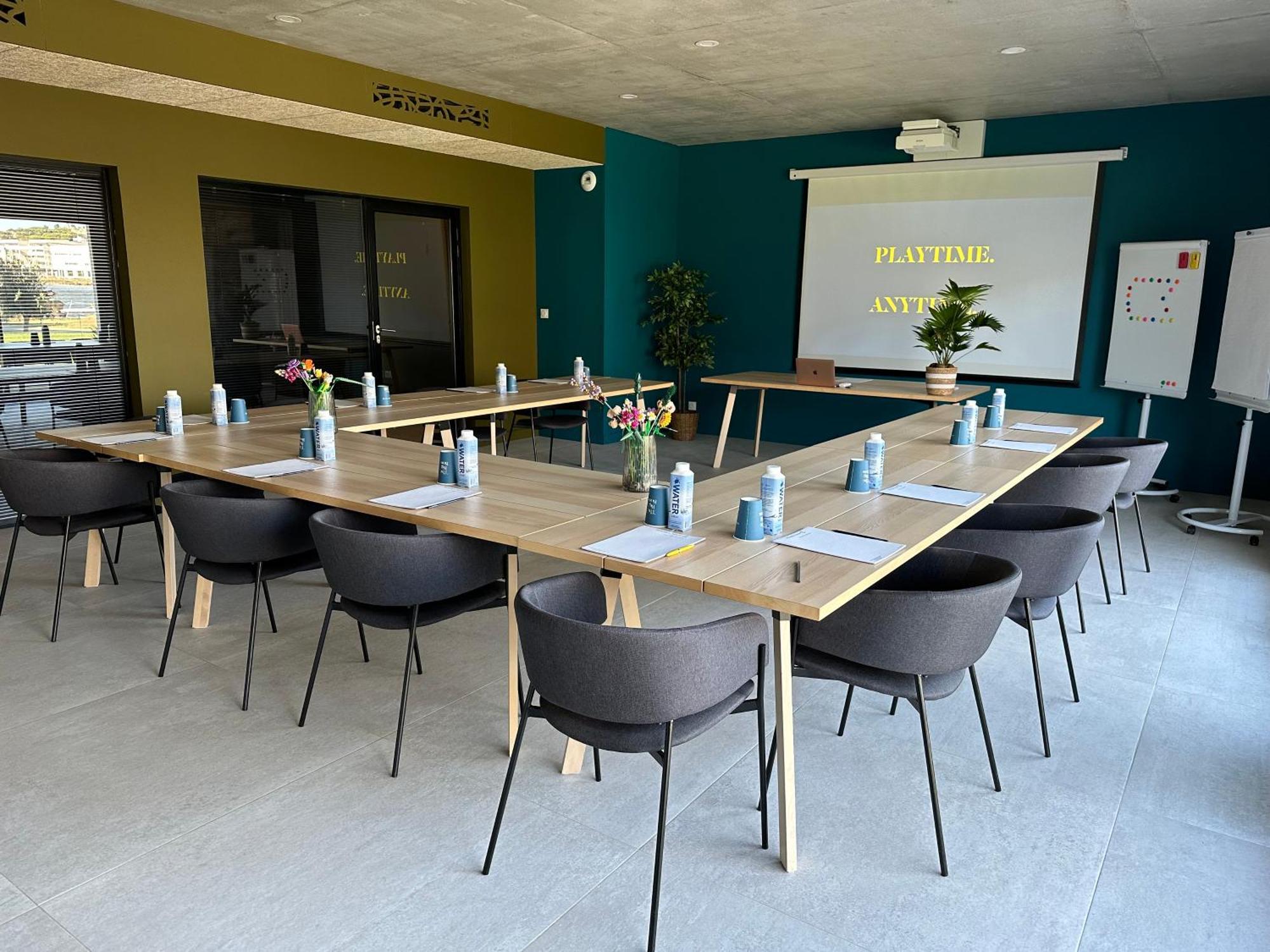 Golden Tulip Hotel & Rooftop Martigues Provence Extérieur photo