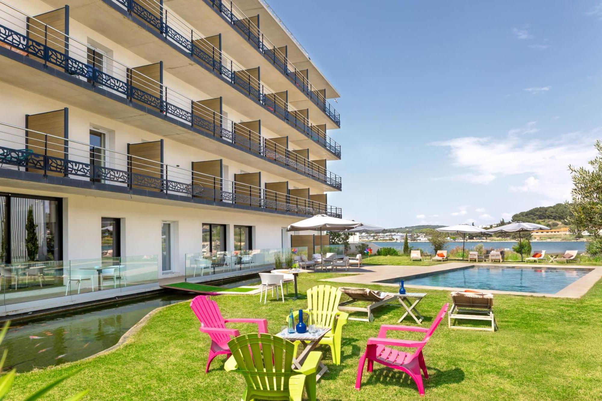 Golden Tulip Hotel & Rooftop Martigues Provence Extérieur photo
