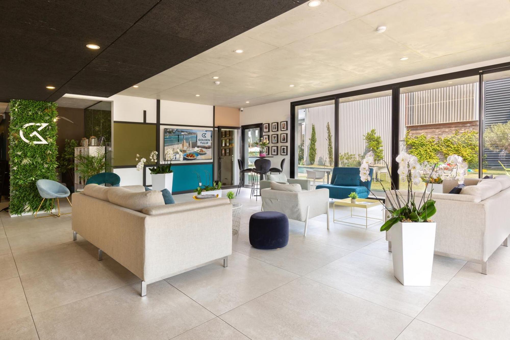 Golden Tulip Hotel & Rooftop Martigues Provence Extérieur photo