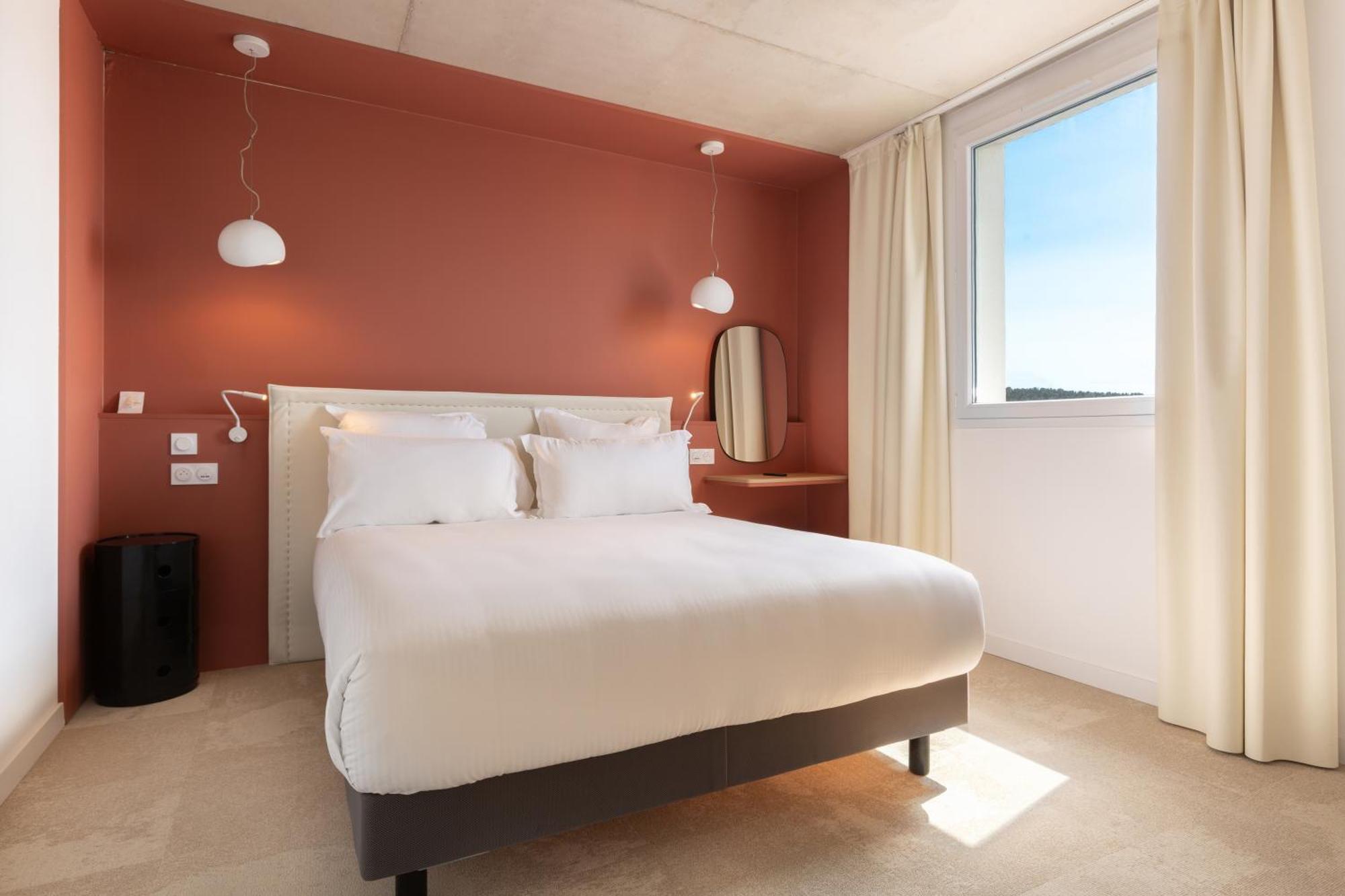 Golden Tulip Hotel & Rooftop Martigues Provence Extérieur photo